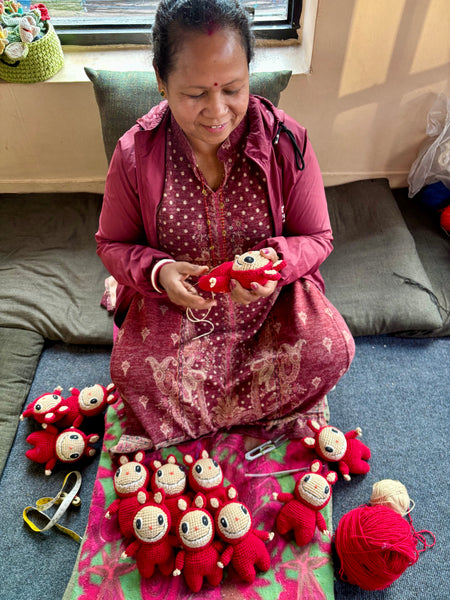 LA CHOUCHOU  CROCHET TOY - RED